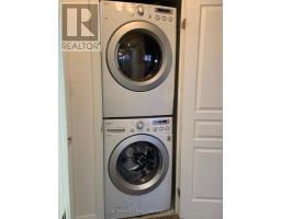 403 - 19 Northern Heights Drive, Richmond Hill, ON L4B4M4 Photo 8