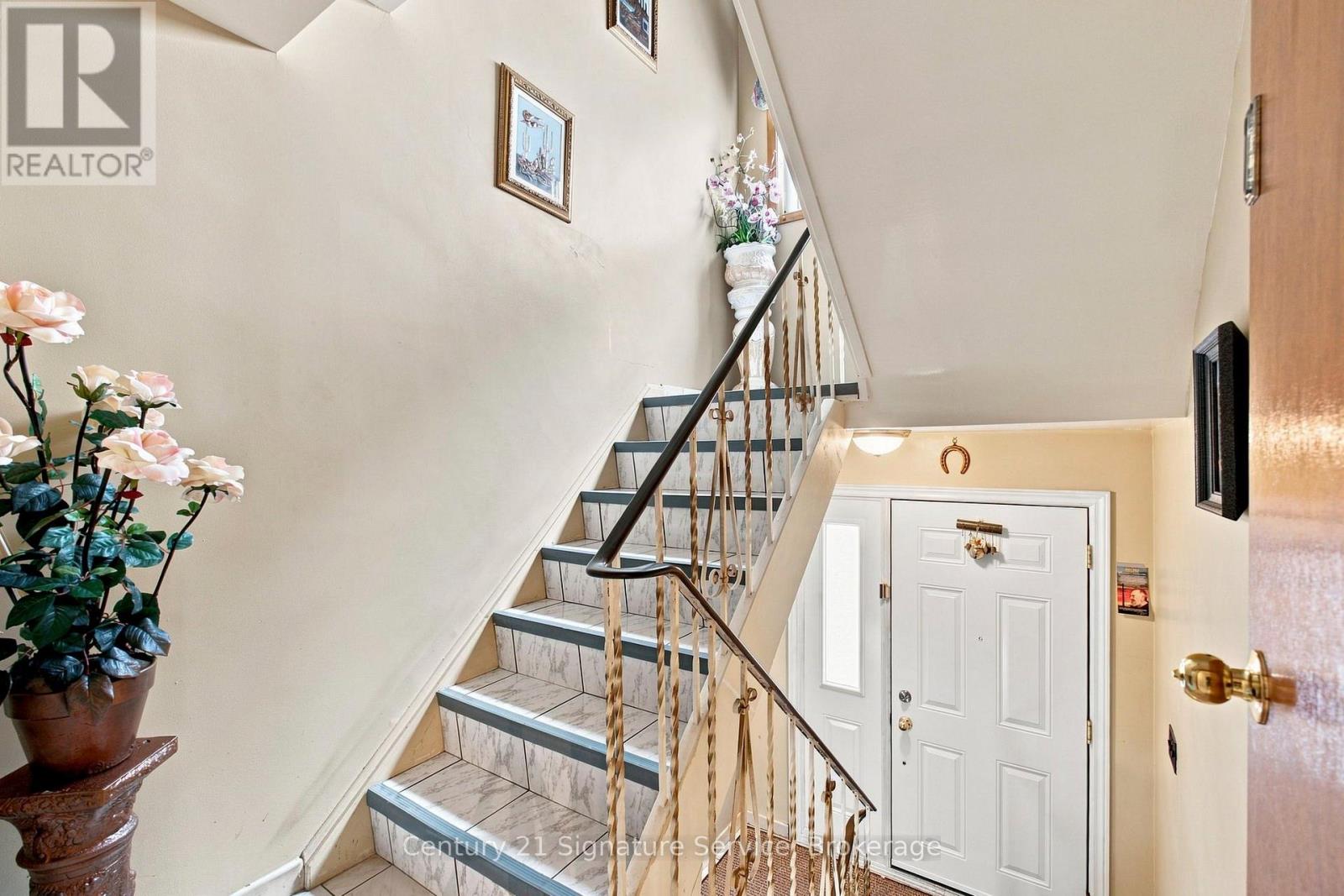524 SILVERTHORN AVENUE - Image 5