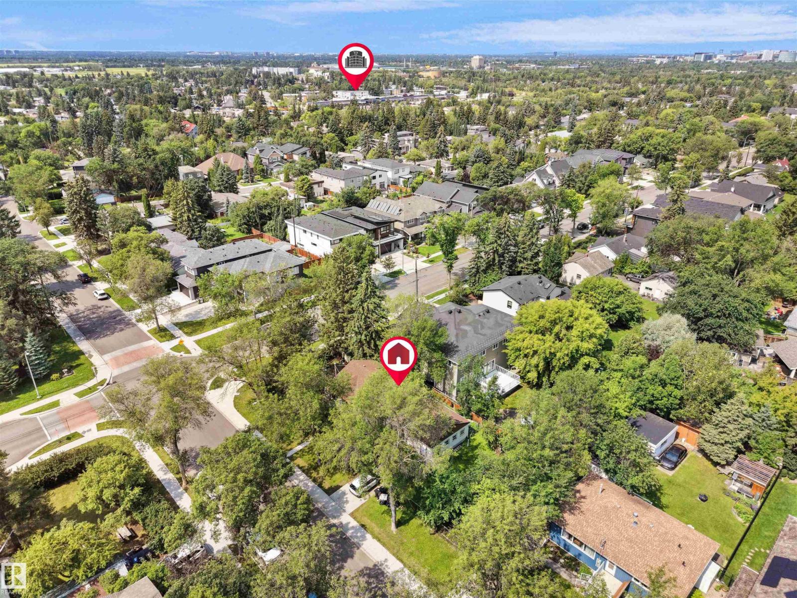 10816 54 AV NW - 12