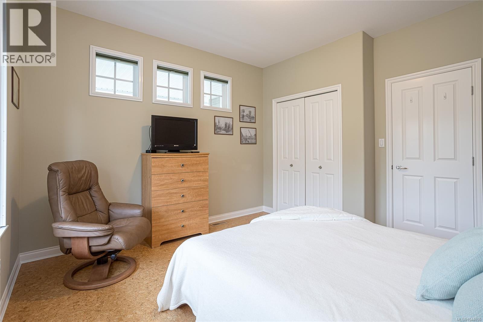 1384 Cape Cod Dr - 35