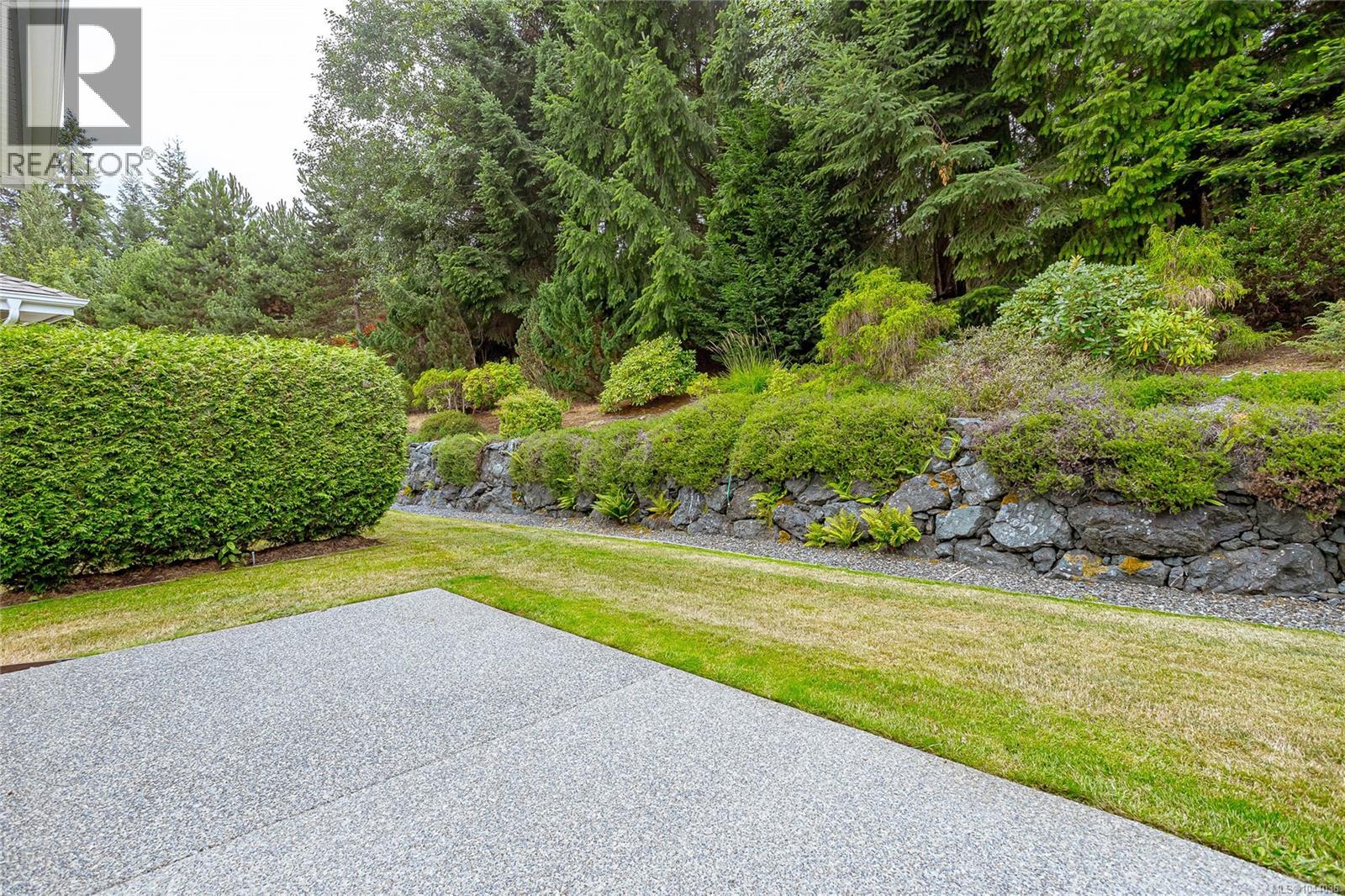 1384 Cape Cod Dr - 48