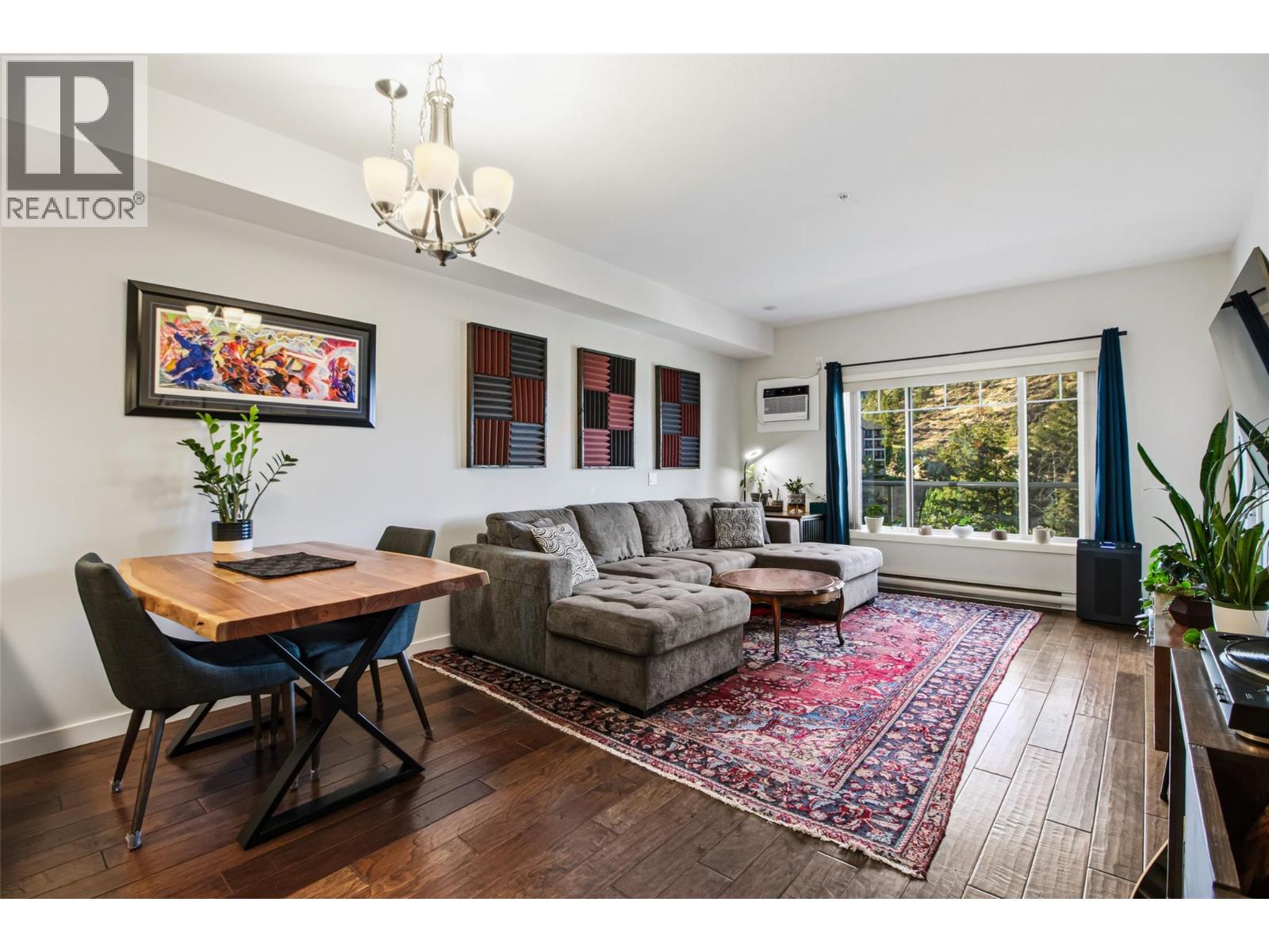 110 2120 Shannon Ridge Drive, West Kelowna