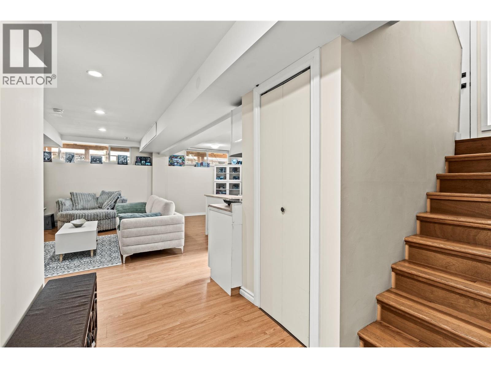 4400 15 Avenue, Vernon