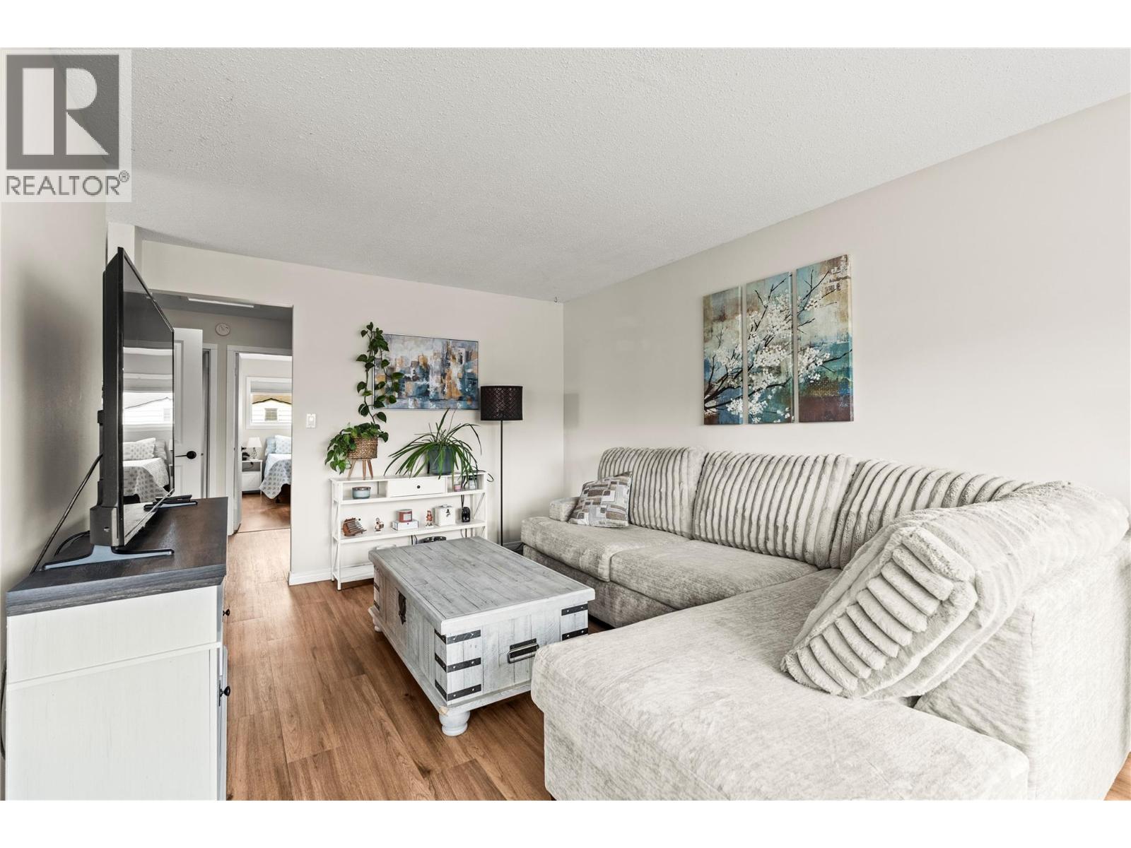 4400 15 Avenue, Vernon