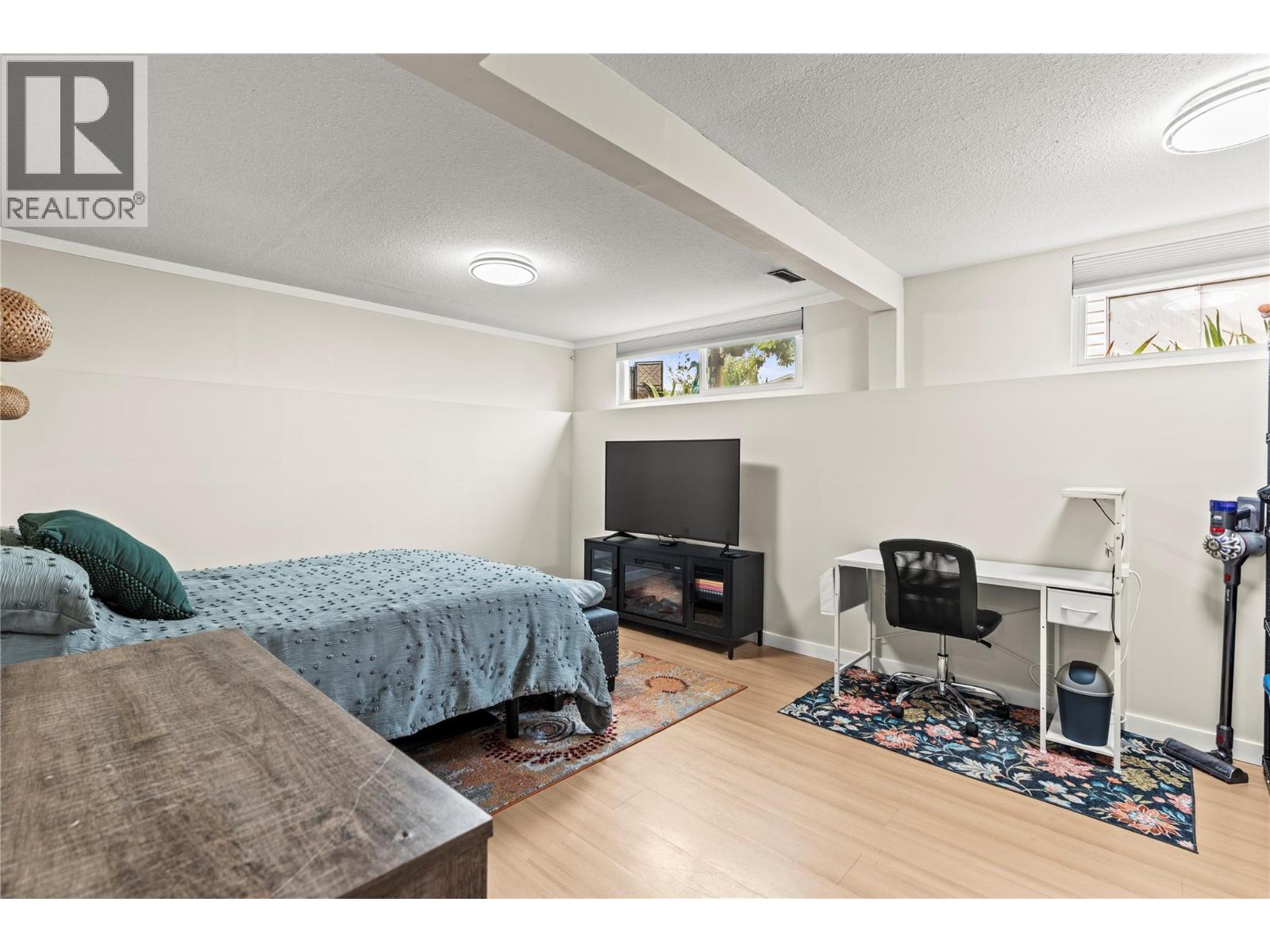 4400 15 Avenue, Vernon