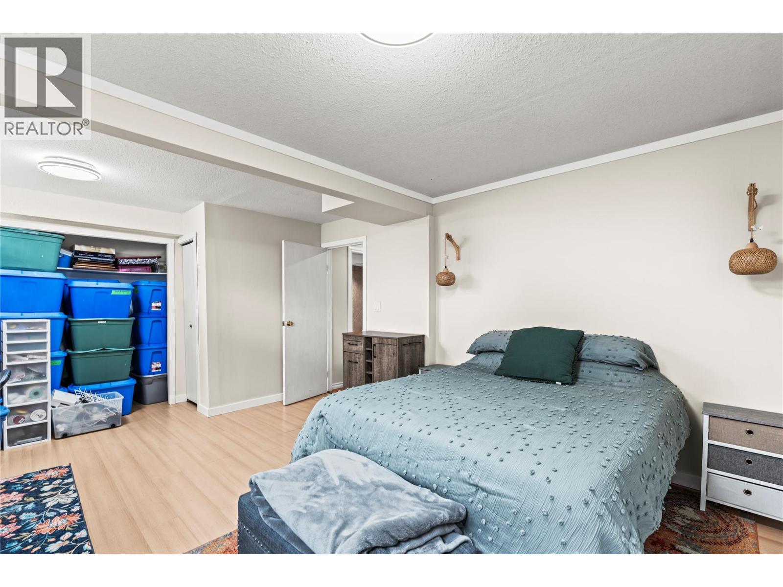 4400 15 Avenue, Vernon