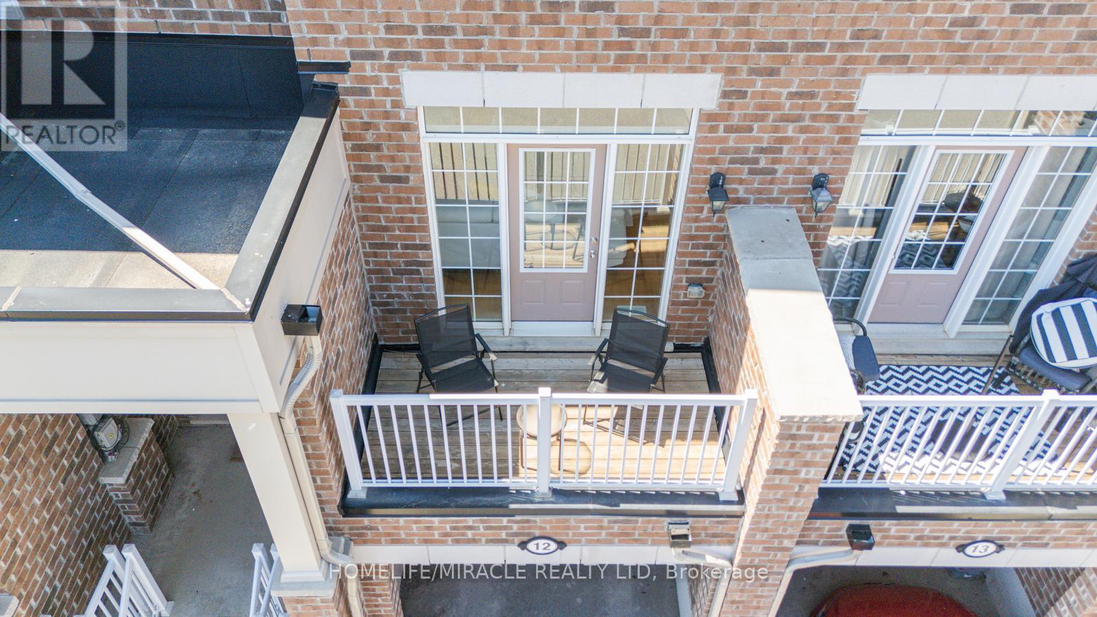 #12 172 PARKINSON CRESCENT - Image 43