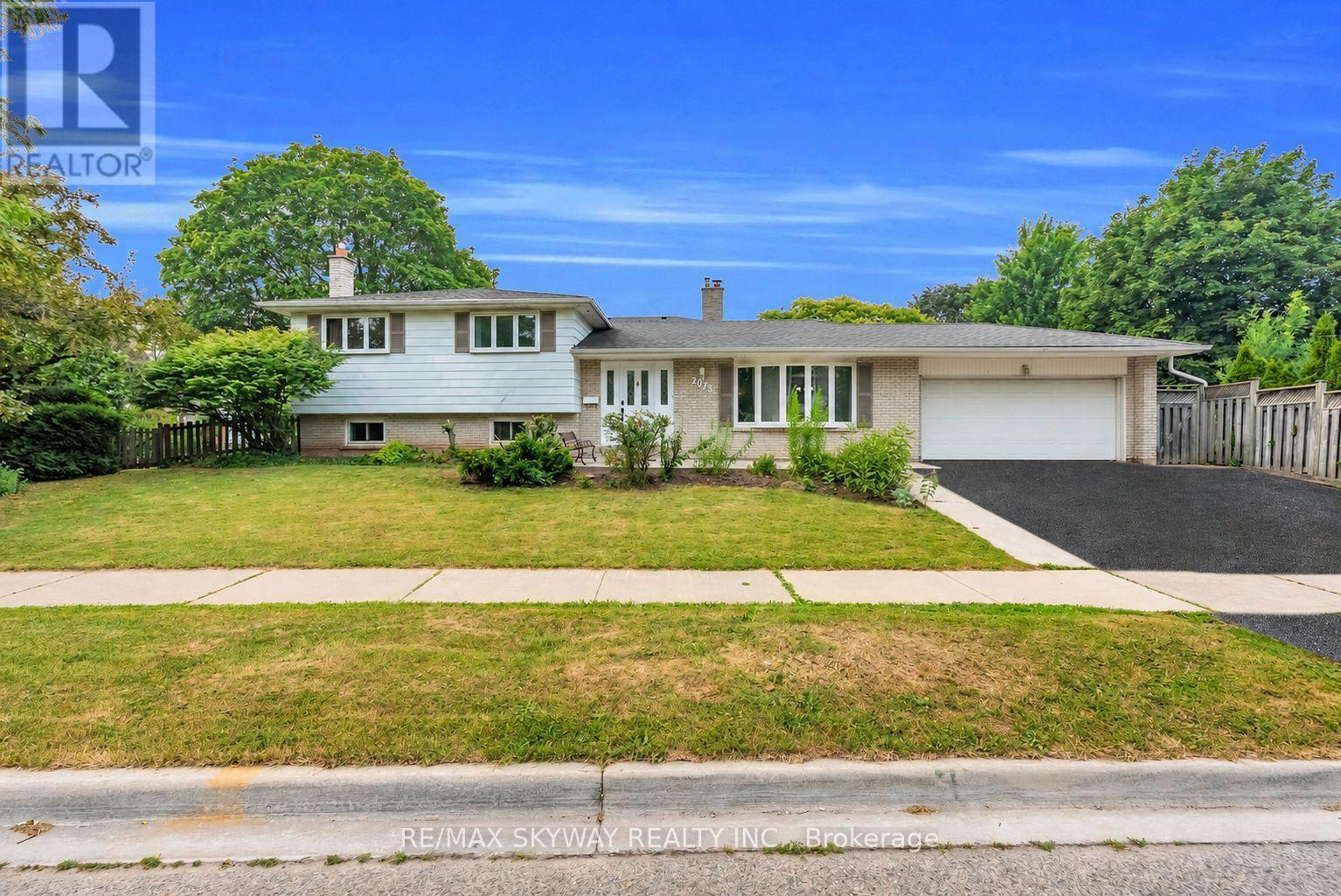 Photo of 2673 Thorn Lodge Drive
