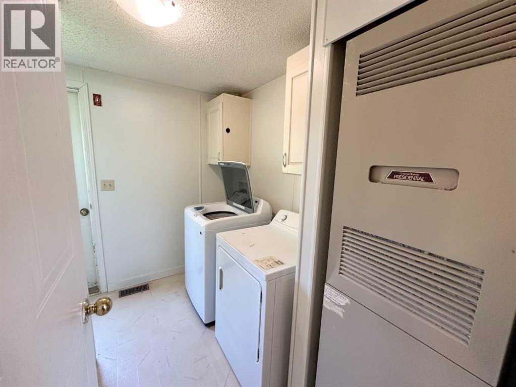 5001 51 Street - Image 11