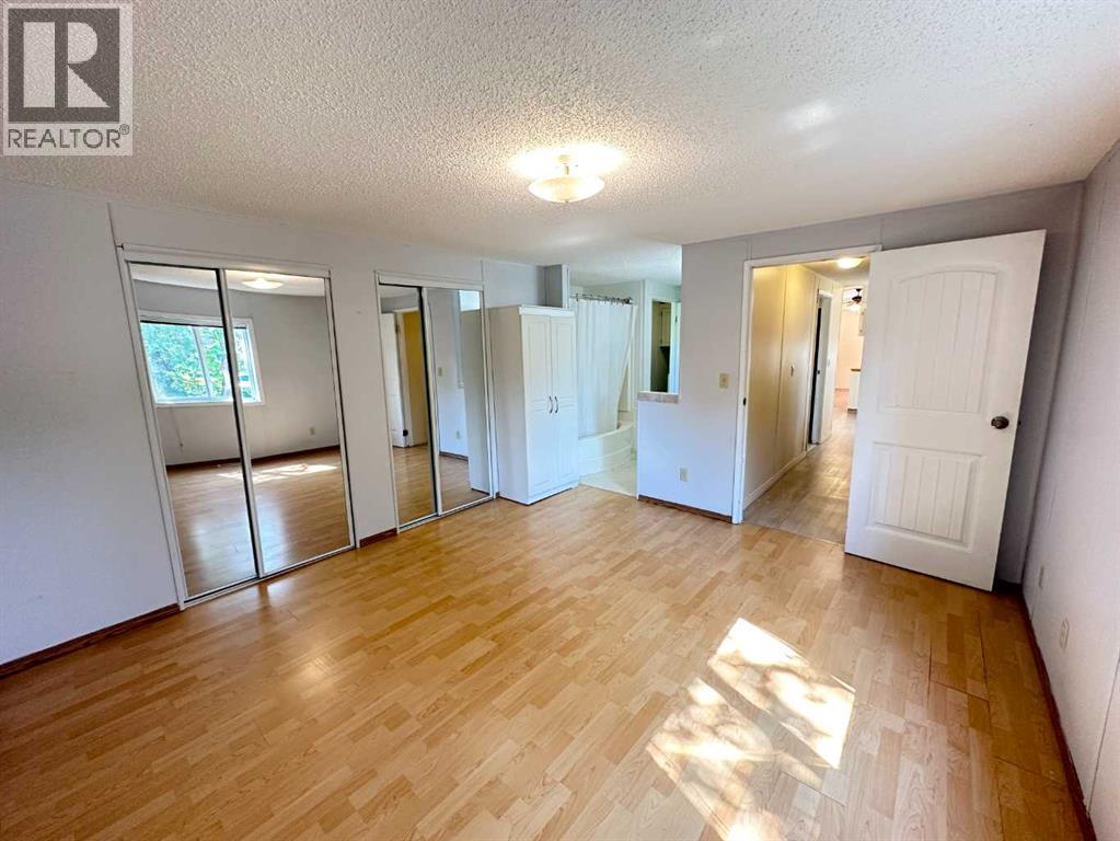 5001 51 Street - Image 7