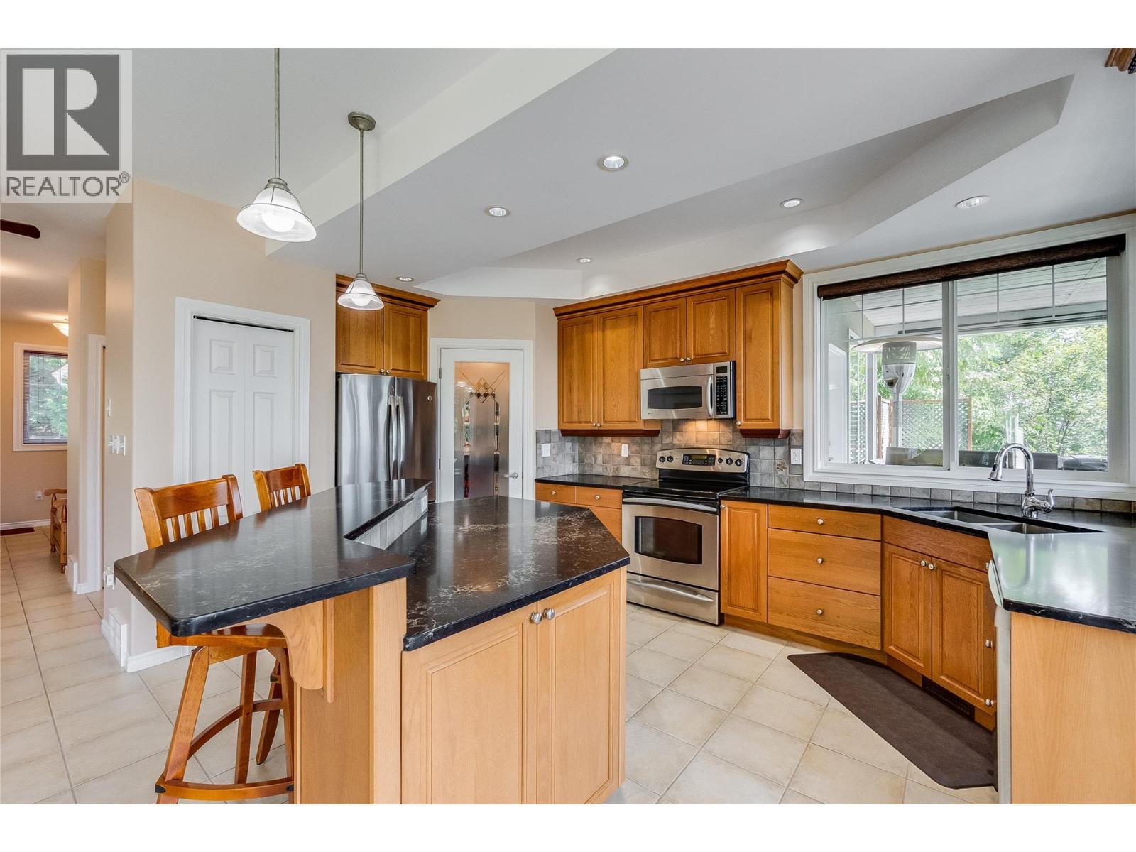 408 Balfour Heights Road - 33
