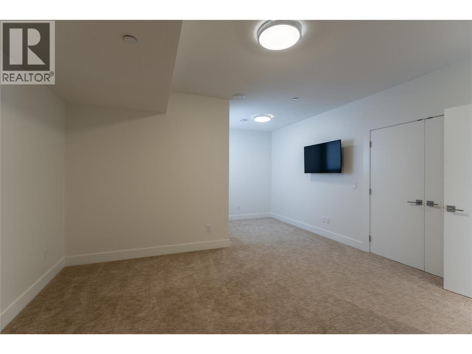 3303 Water Birch Circle, Kelowna