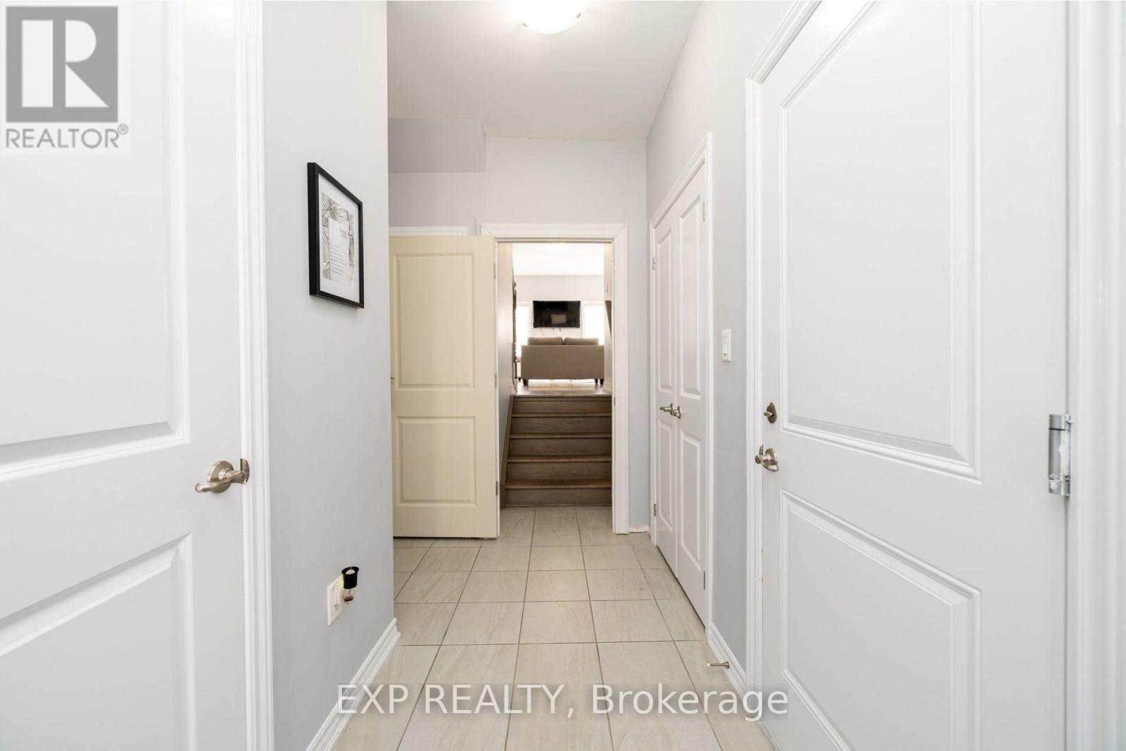 44 (MAIN) - 324 EQUESTRIAN WAY — photo 3