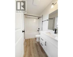 951 41 Avenue N, Lethbridge, AB T1H7G9 Photo 20