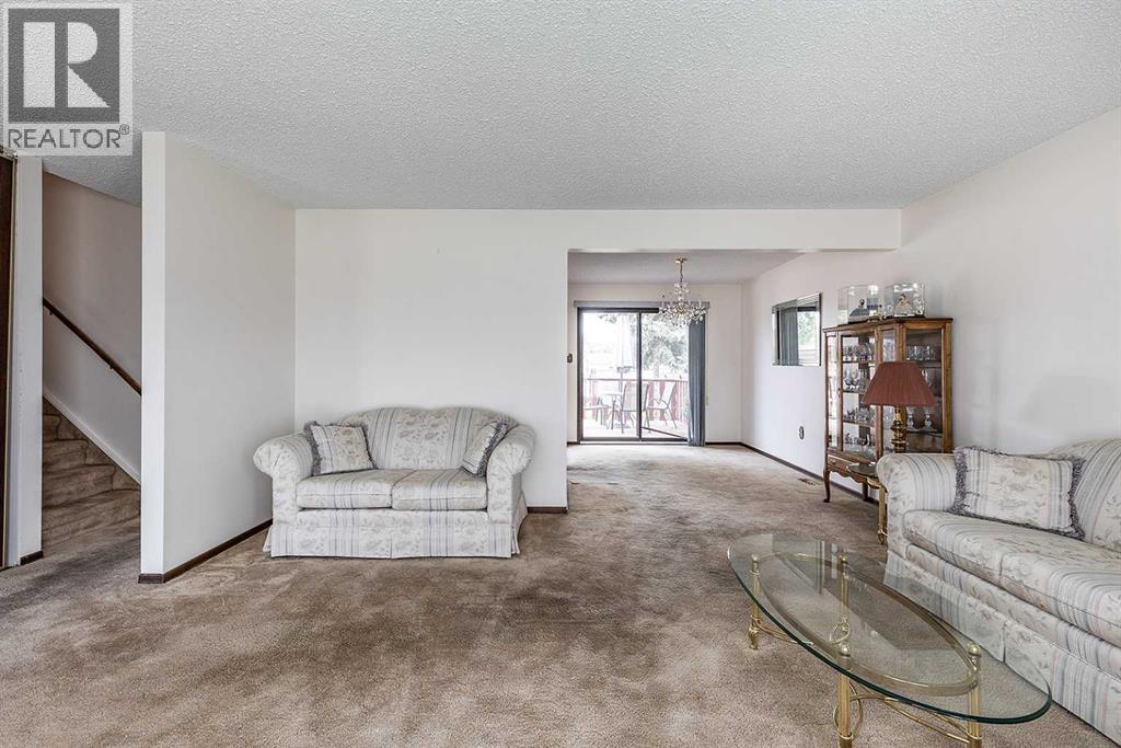 189 Hull Crescent NE - Image 9
