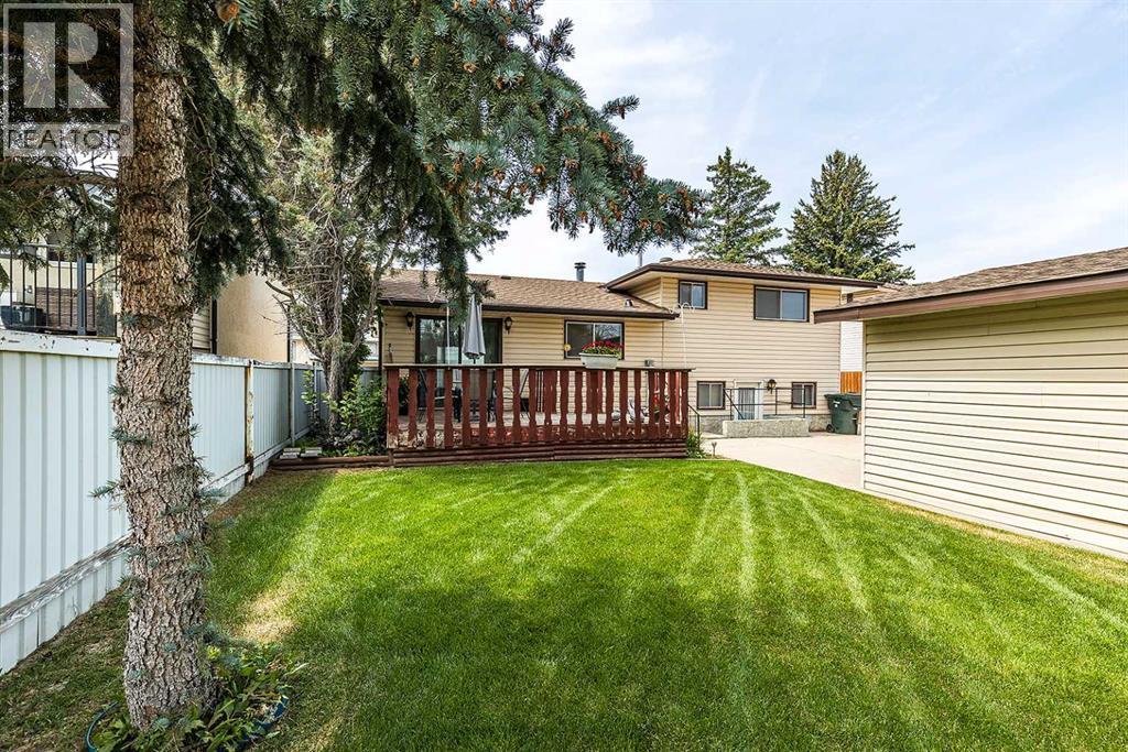189 Hull Crescent NE - Image 41