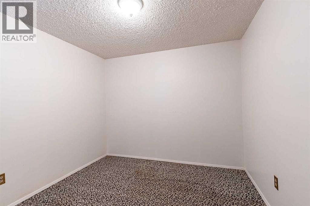 189 Hull Crescent NE - Image 29