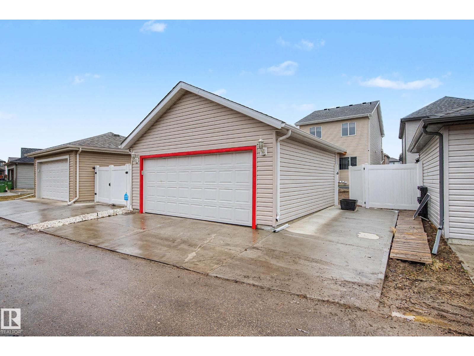 17928 62 ST NW - 57