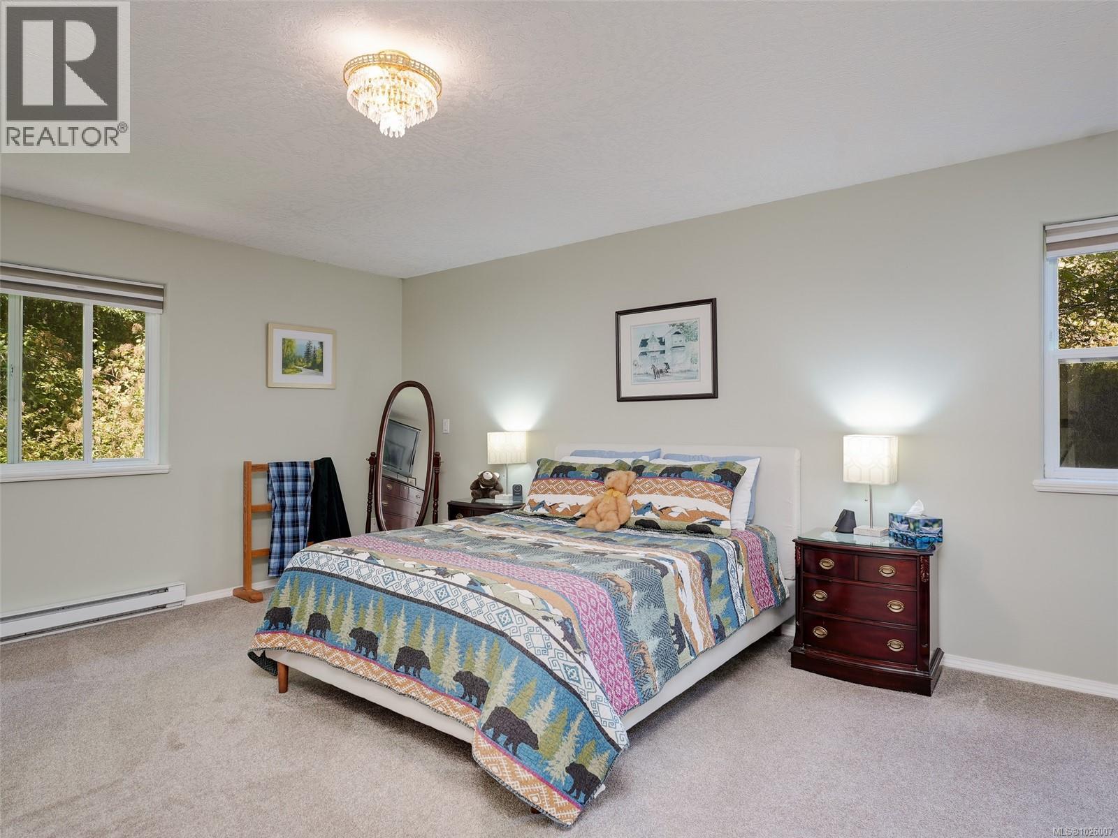 7760 West Coast Rd - Image 34