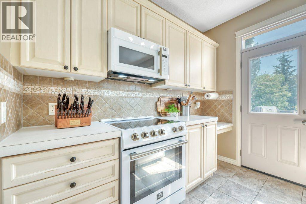 243 Westchester Boulevard - Image 13