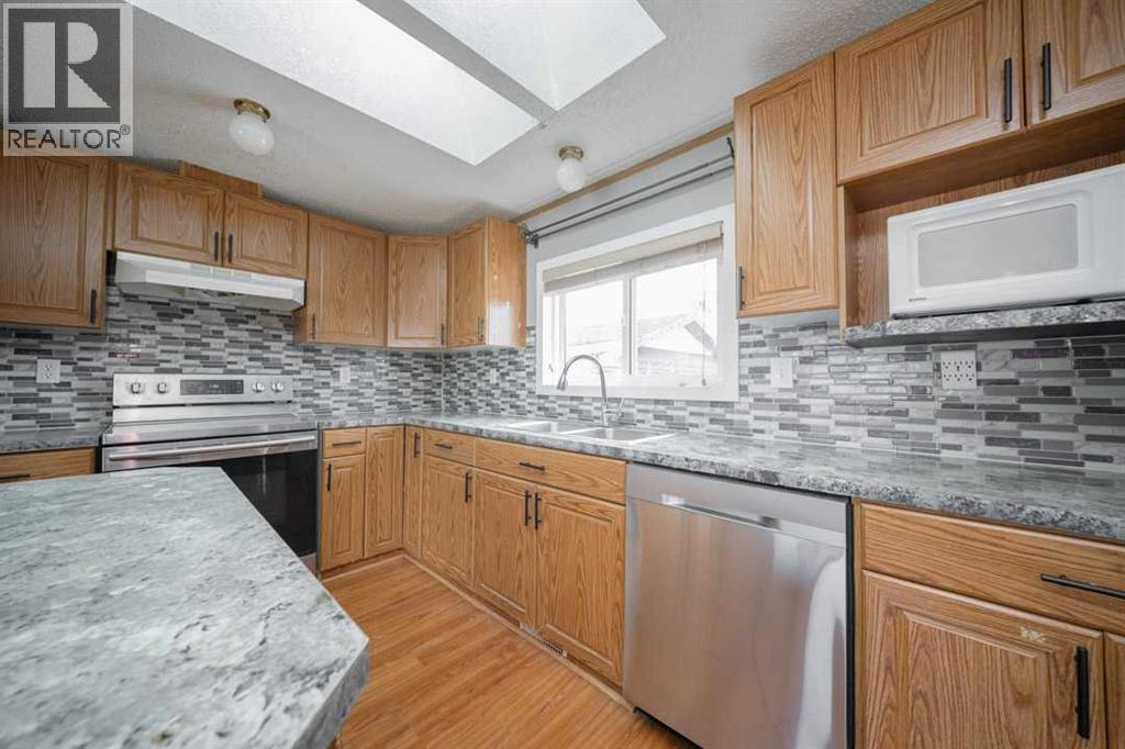 216 Cree Road, Fort McMurray