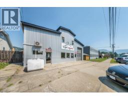 2045 Columbia Avenue, Trail, BC V1R1K7 Photo 13