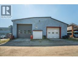 2045 Columbia Avenue, Trail, BC V1R1K7 Photo 15