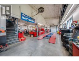 2045 Columbia Avenue, Trail, BC V1R1K7 Photo 18