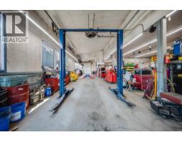2045 Columbia Avenue, Trail, BC V1R1K7 Photo 22