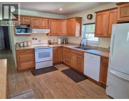 Primary Bedroom - 8350 Busk Road, Balfour, BC V0G1C0 Photo 9