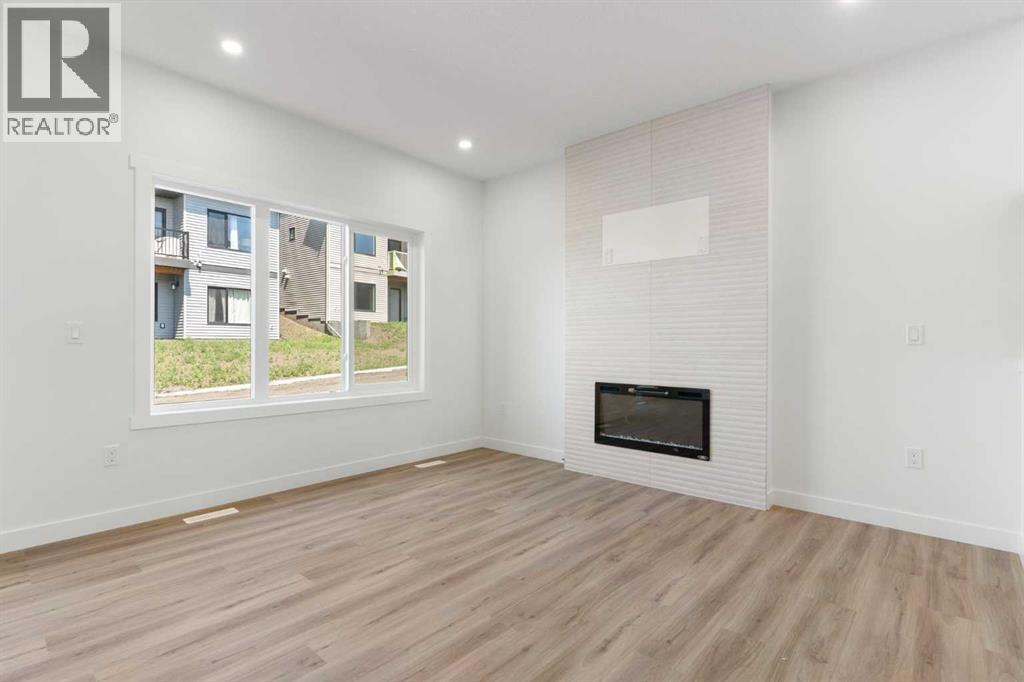 83 Heritage Manor, Cochrane