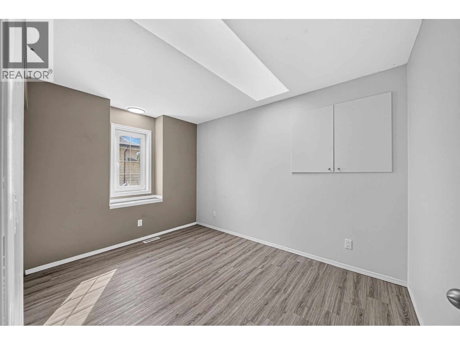 1255 VALLEY VIEW Drive - Image 27