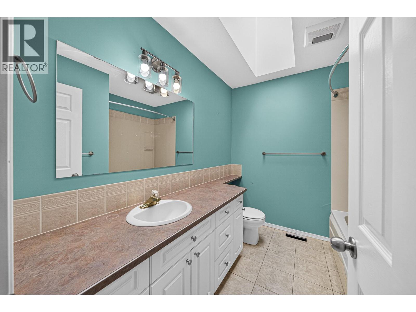 1255 VALLEY VIEW Drive - Image 26