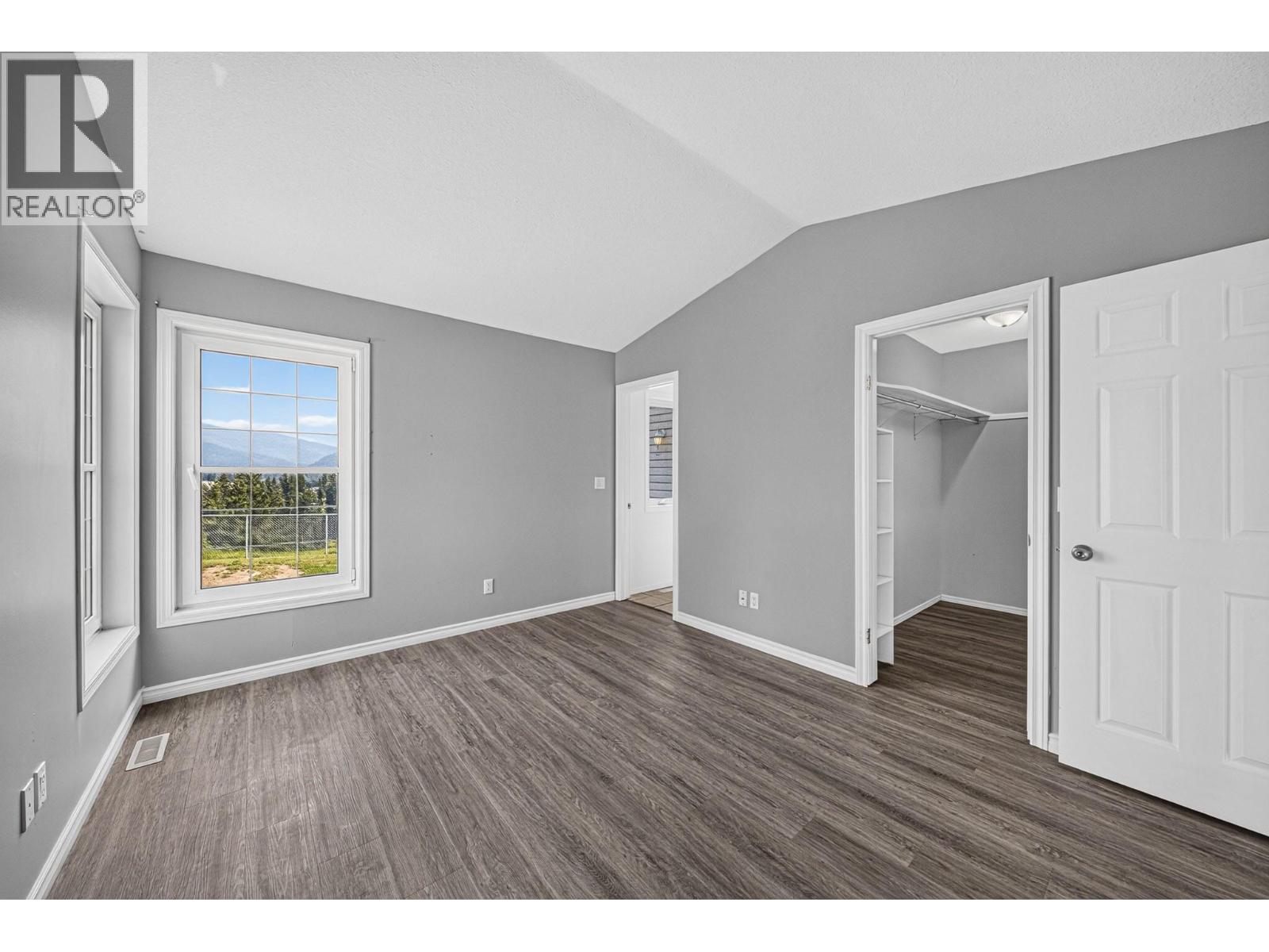1255 VALLEY VIEW Drive - Image 21