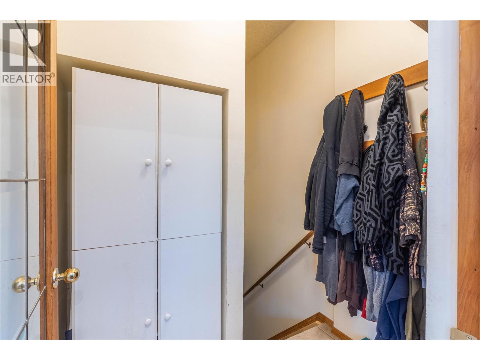 182 JASPER Drive - 21