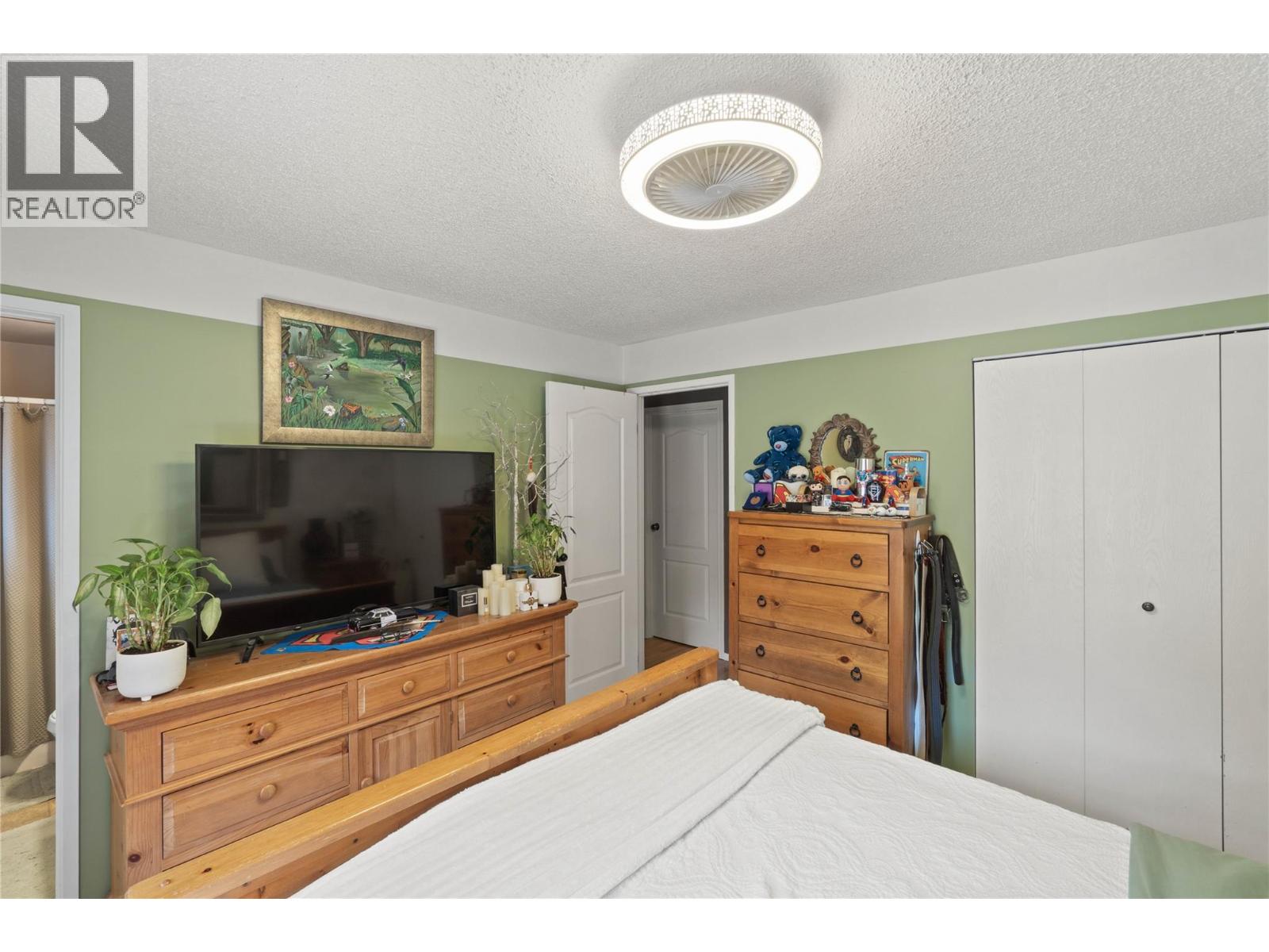 182 JASPER Drive, Logan Lake