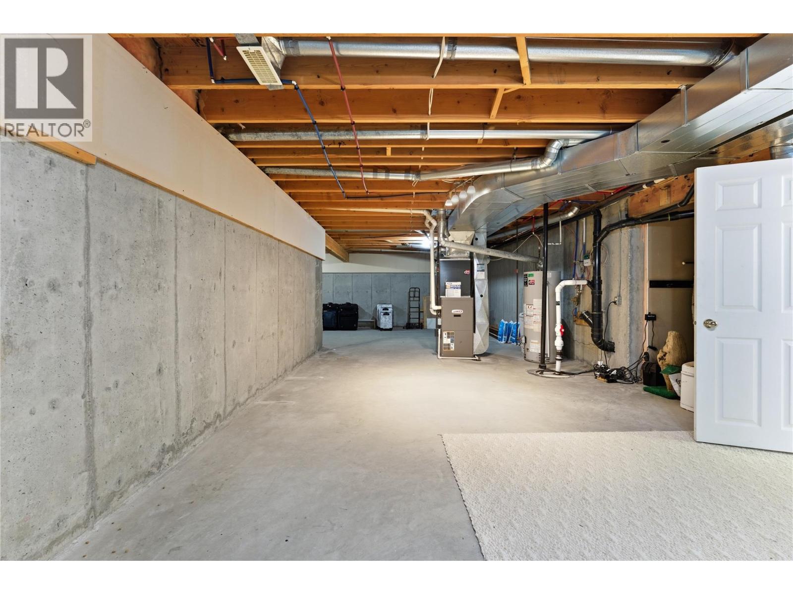 #17 124 Sarsons Road - 32