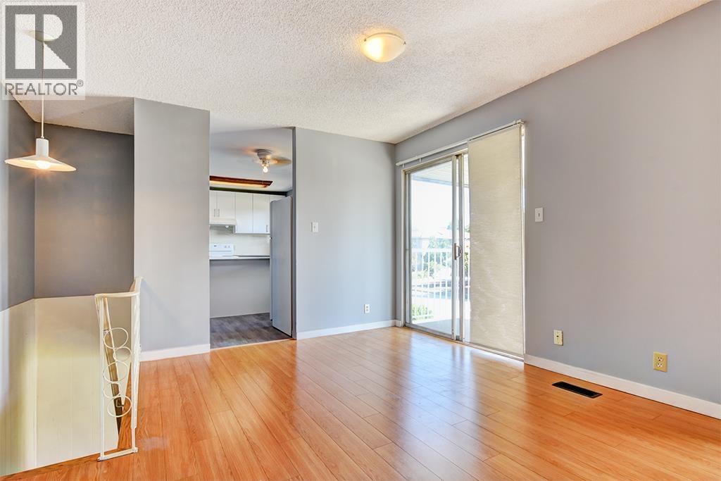 Main 6440 MARA CRESCENT, Richmond