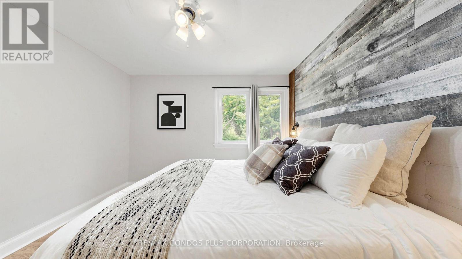 20 SOUTHWOOD CRESCENT - 34