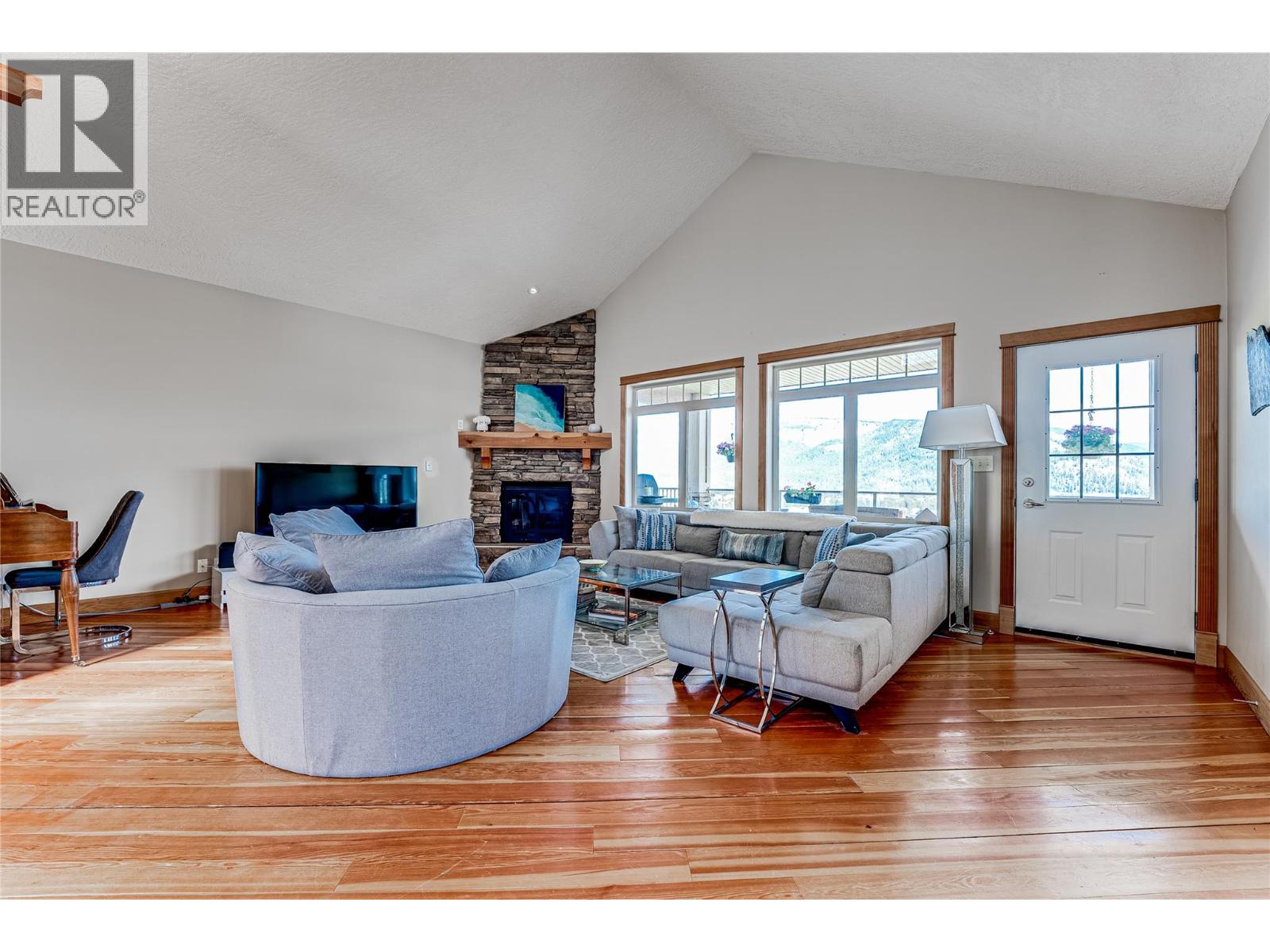 108 Red Rock Crescent, Enderby