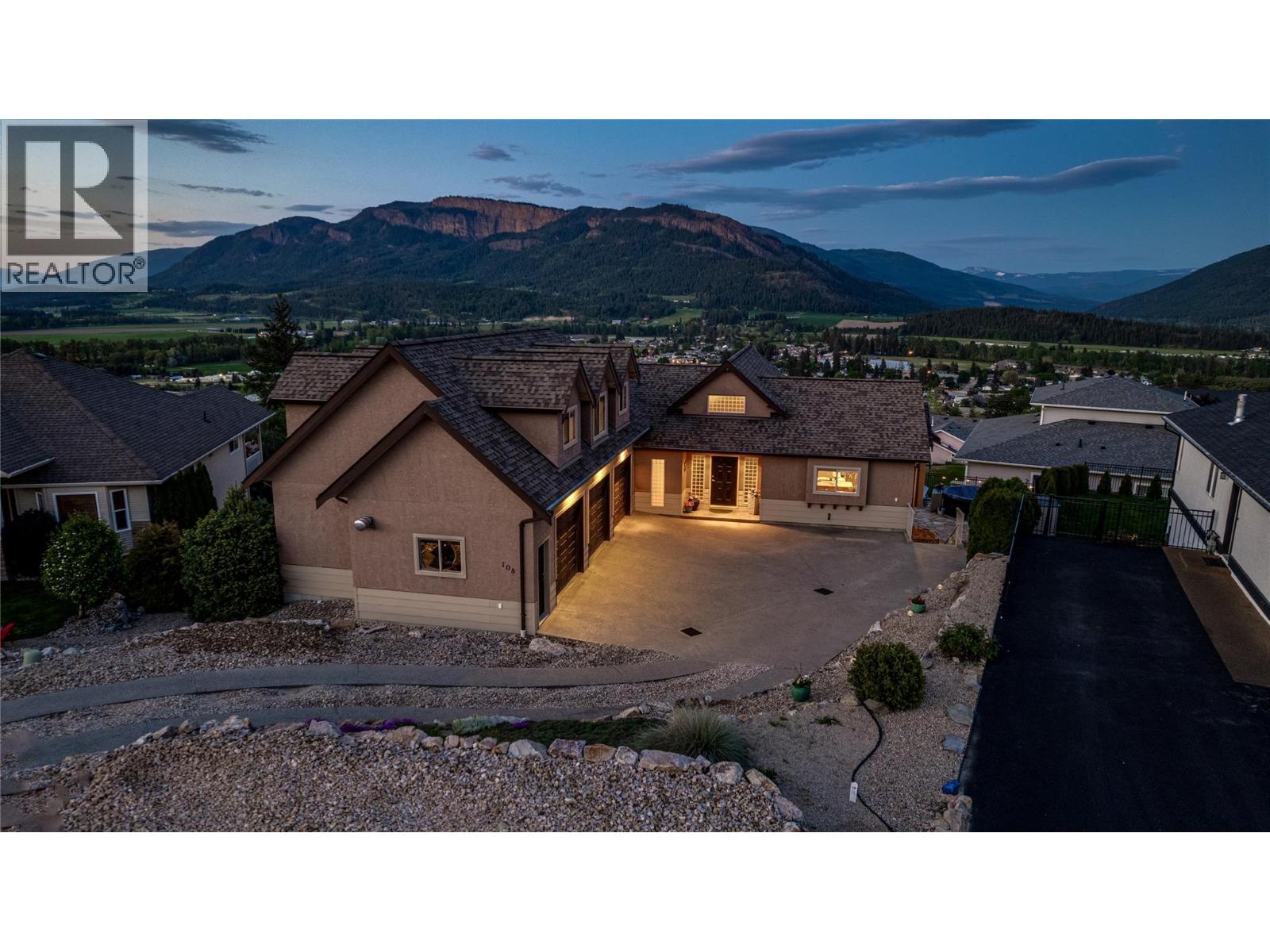 108 Red Rock Crescent, Enderby