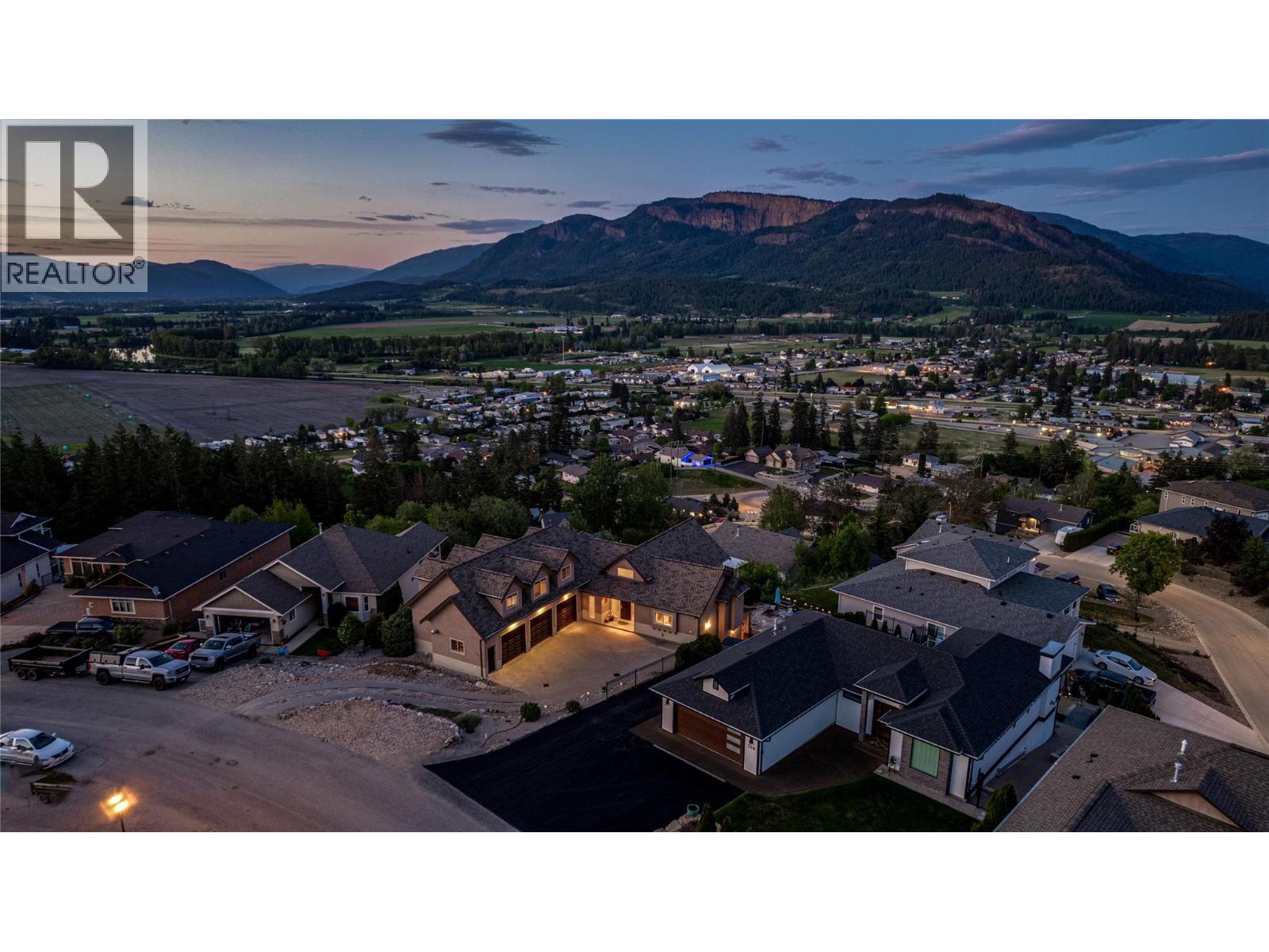 108 Red Rock Crescent, Enderby