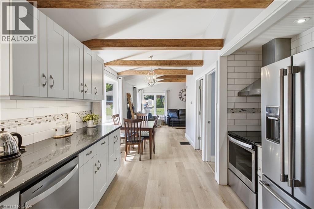 434 HENRY Street - Image 15