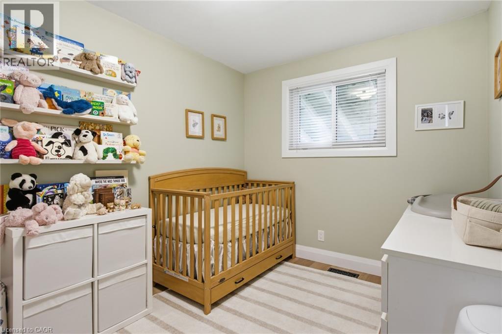 434 HENRY Street - Image 18