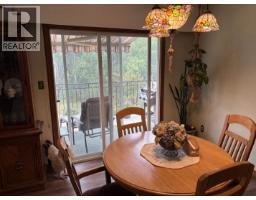 404 N Birch Avenue, 100 Mile House, BC V0K2E0 Photo 22