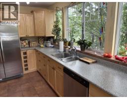404 N Birch Avenue, 100 Mile House, BC V0K2E0 Photo 17