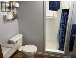 404 N Birch Avenue, 100 Mile House, BC V0K2E0 Photo 34