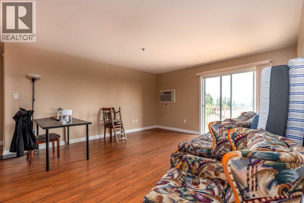 #311 6802 42 Street - Image 9