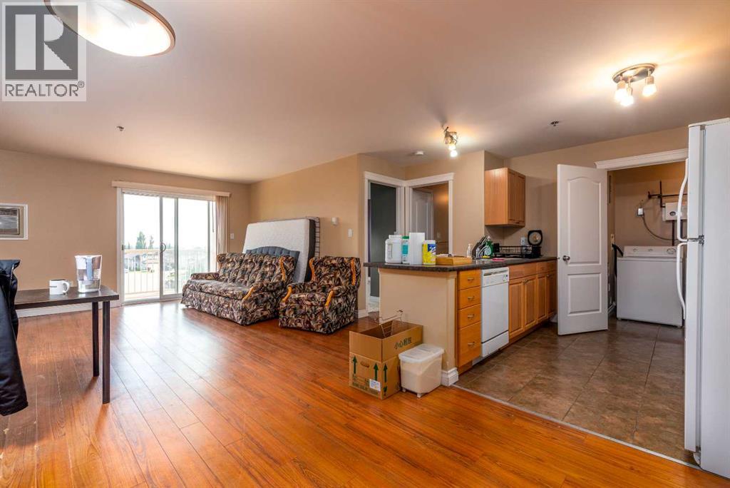#311 6802 42 Street - Image 3