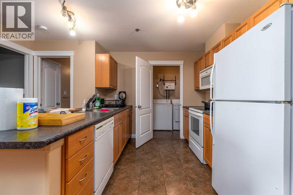 #311 6802 42 Street - Image 4